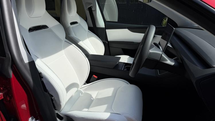 TESLA MODEL Y HATCHBACK Long Range RWD 5dr Auto [Textile + Vegan Leather]